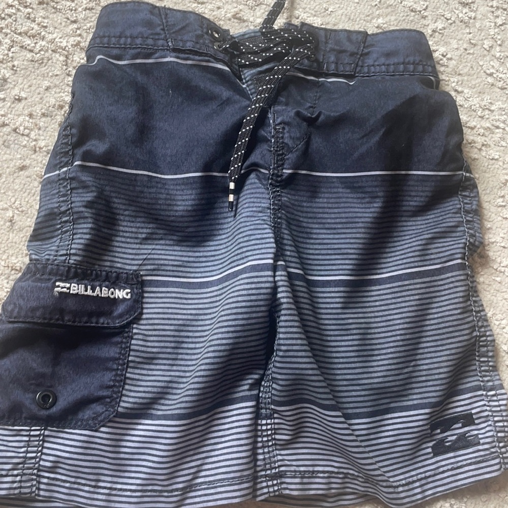Lightly used billabong trunks